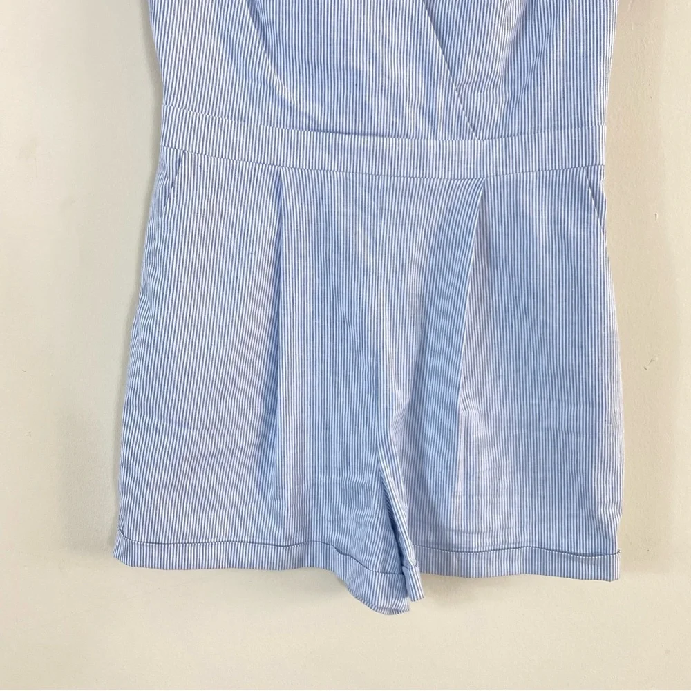 Banana Republic Seersucker Linen V-Neck Short Sleeve Blue White Striped - 6